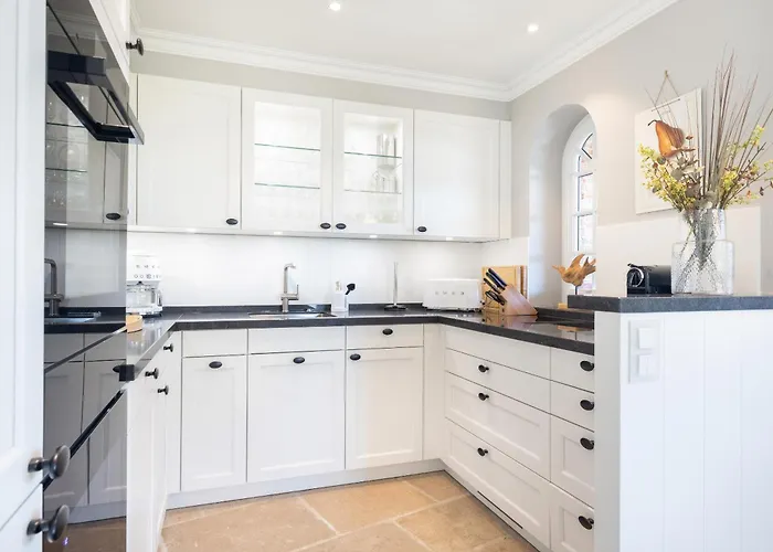 Semesterbostad Wattgefluester 4 *