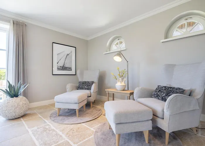 Semesterbostad Wattgefluester 4 *